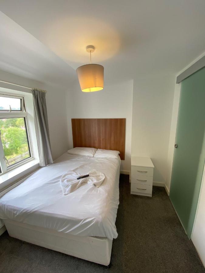 Contractors 3* High Wycombe