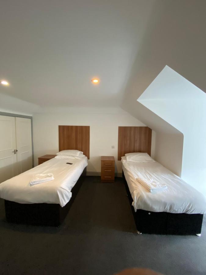 Contractors 3* High Wycombe