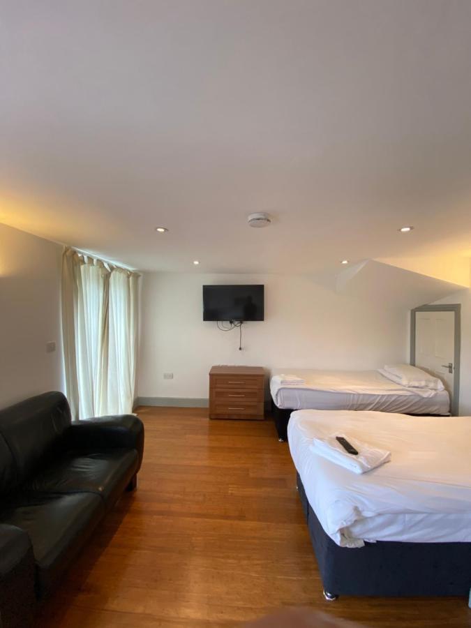 Contractors 3* High Wycombe